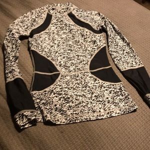 Lululemon rash guard